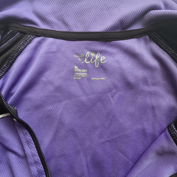 Made For Life Jacket - Picture 2 of 10